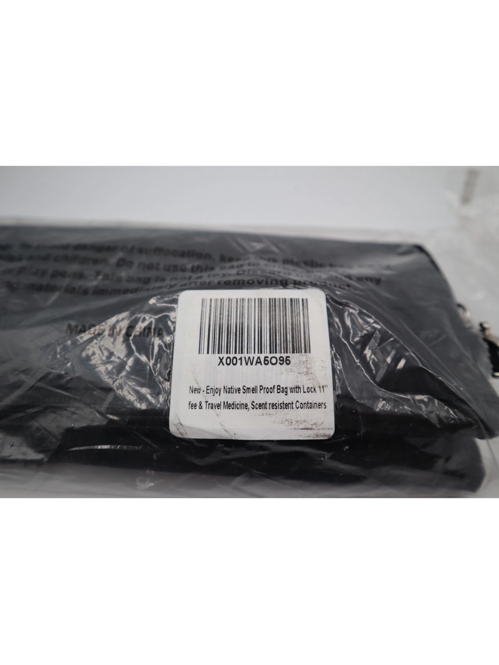 Brand new🎉 Enjoy Native Smell Proof Travel Bag with Lock - Black - Picture 10 of 13